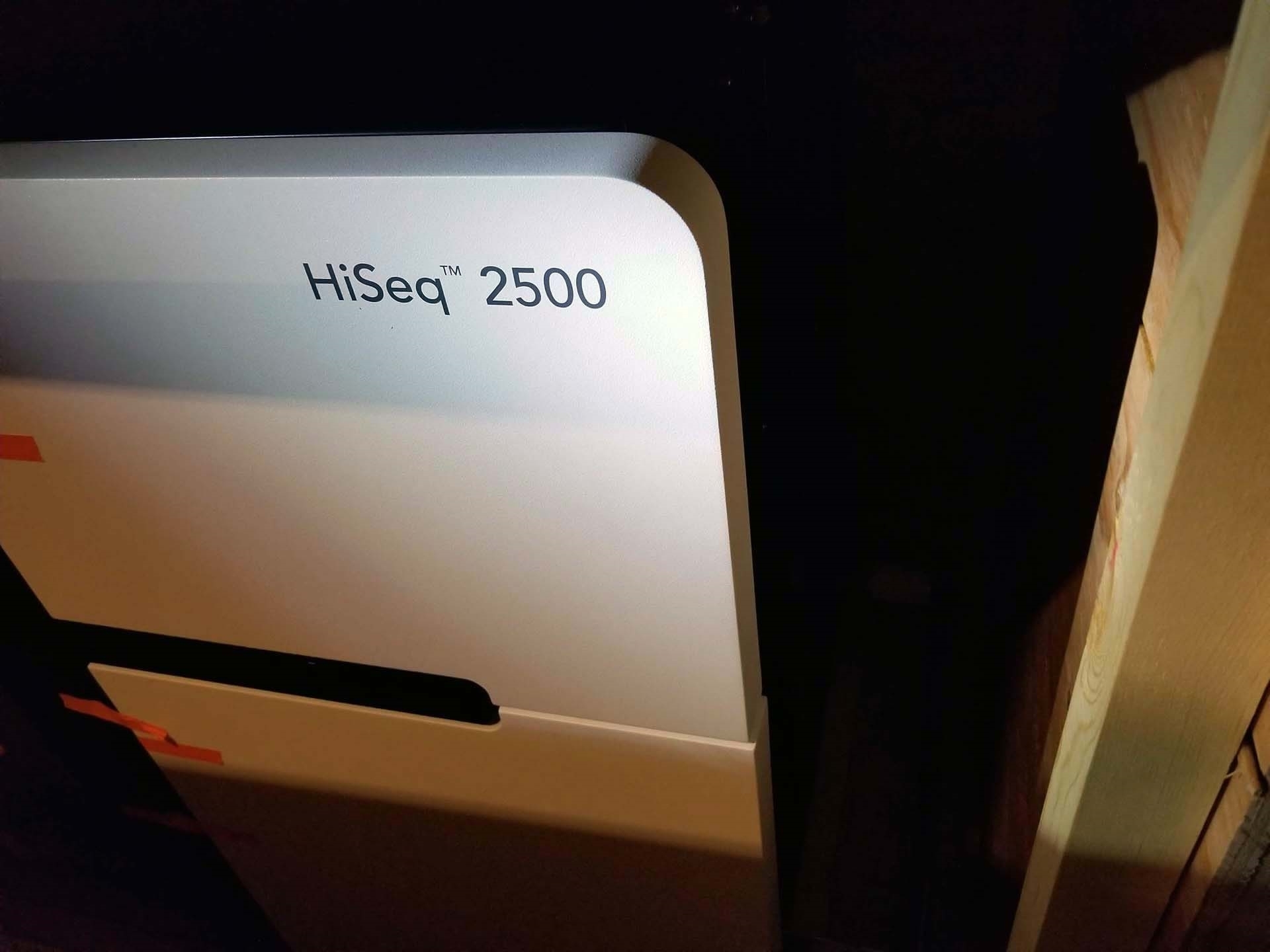 Photo Used ILLUMINA HiSeq 2500 For Sale