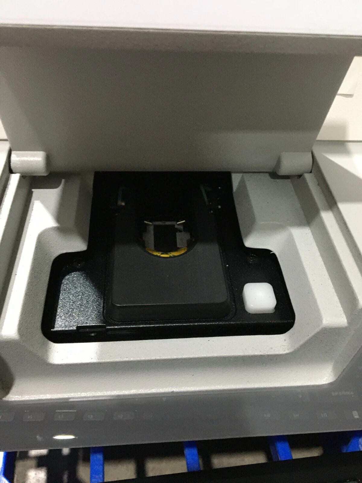 사진 사용됨 ILLUMINA MiSeq DX 판매용