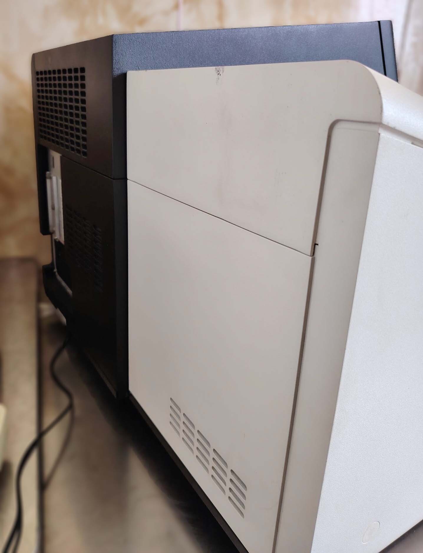 图为 已使用的 ILLUMINA MiSeq 待售
