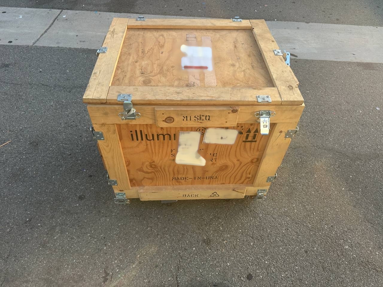 圖為 已使用的 ILLUMINA MiSeq 待售