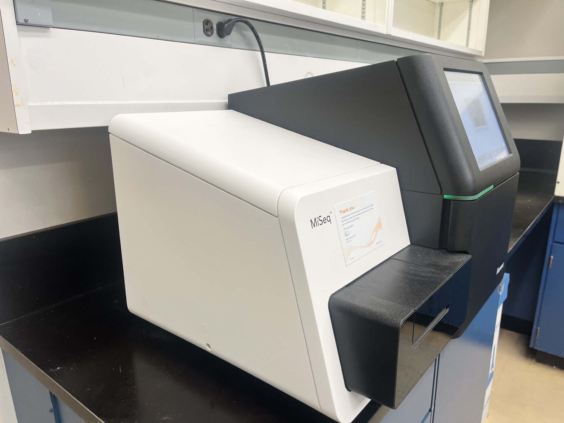 Foto Verwendet ILLUMINA MiSeq Zum Verkauf