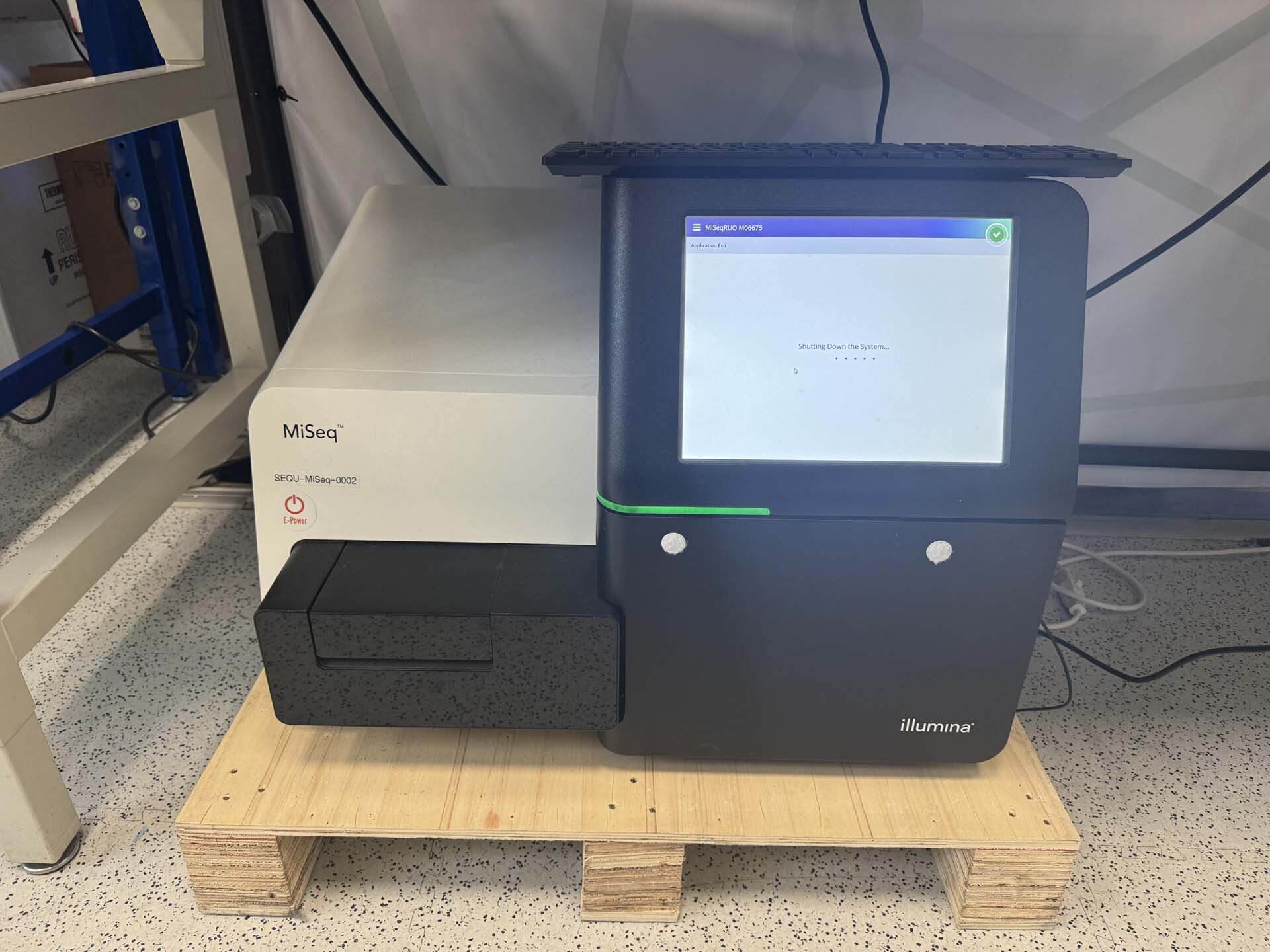 Foto Verwendet ILLUMINA MiSeq Zum Verkauf
