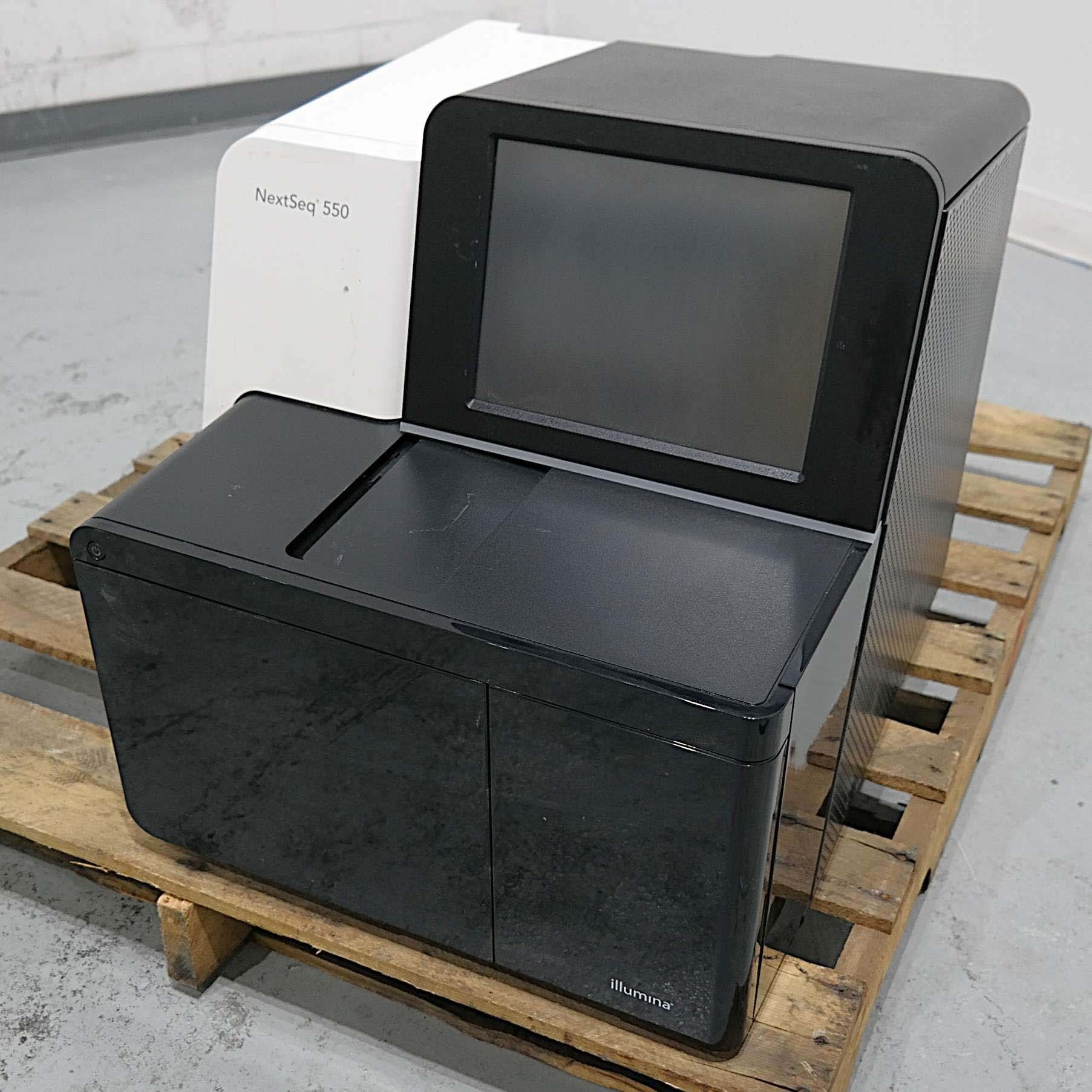 Foto Verwendet ILLUMINA NextSeq 550 Zum Verkauf