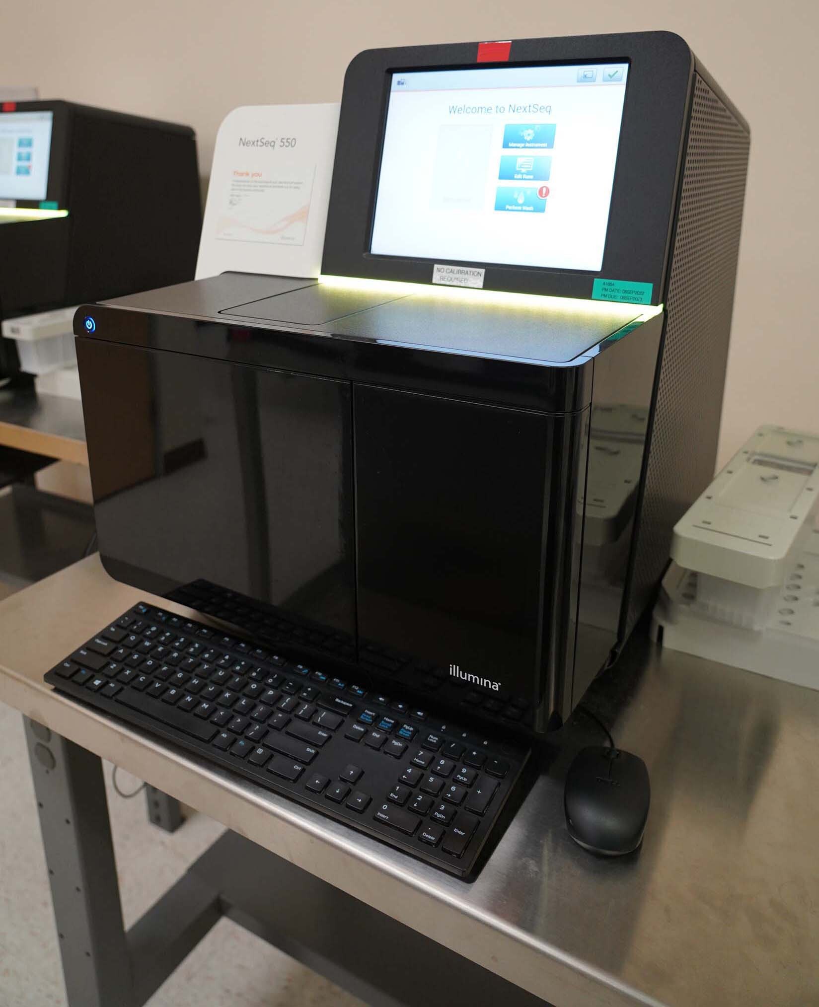 Foto Verwendet ILLUMINA NextSeq 550 Zum Verkauf