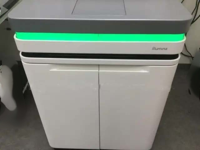 Photo Utilisé ILLUMINA NovaSeq 6000 À vendre