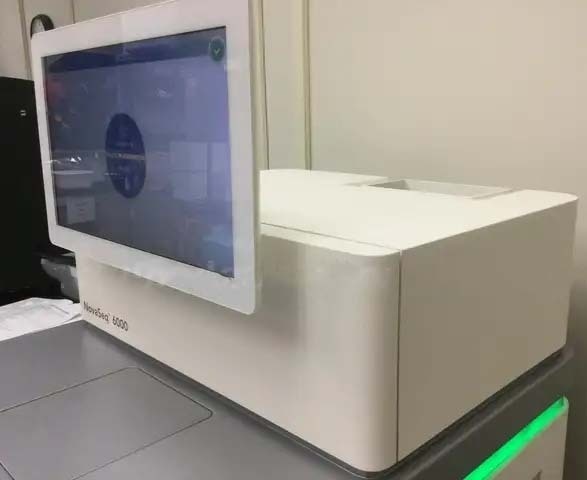 Photo Utilisé ILLUMINA NovaSeq 6000 À vendre