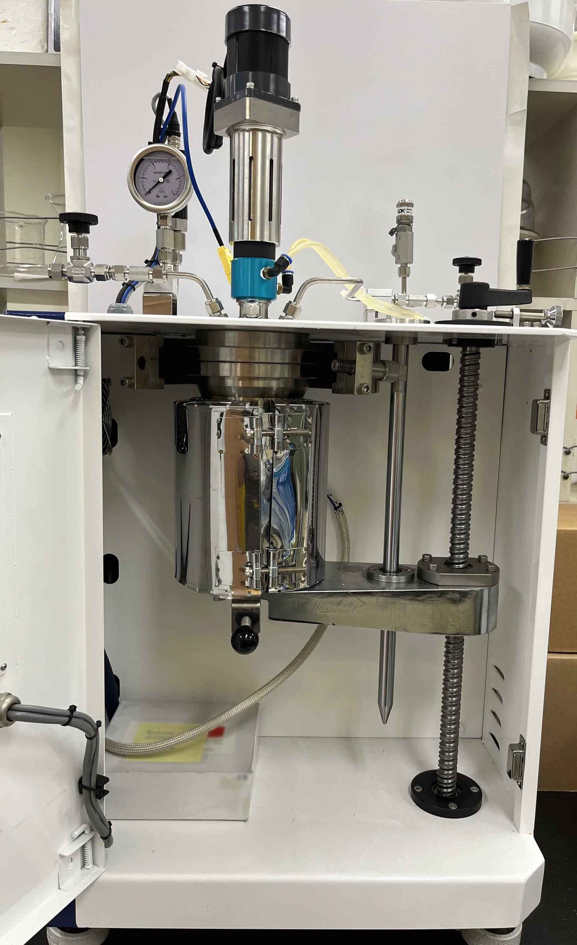 Foto Verwendet ILSHIN AUTOCLAVE SUS316L Zum Verkauf