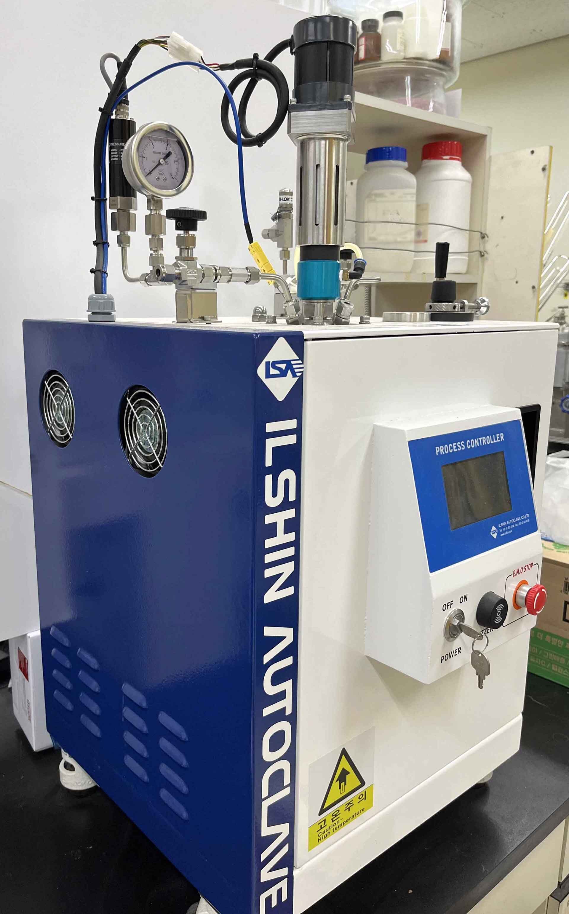 Foto Verwendet ILSHIN AUTOCLAVE SUS316L Zum Verkauf