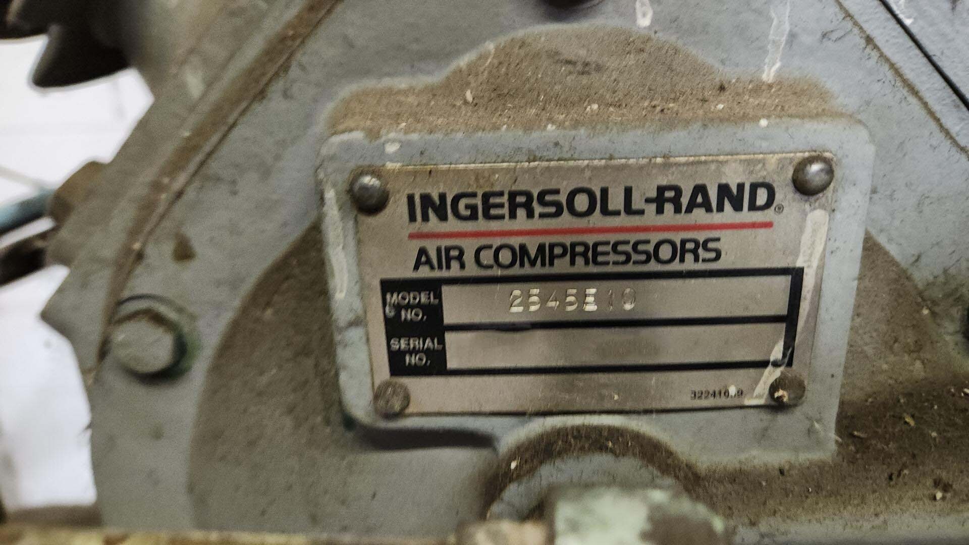 Foto Verwendet INGERSOLL RAND 2545E10 Zum Verkauf