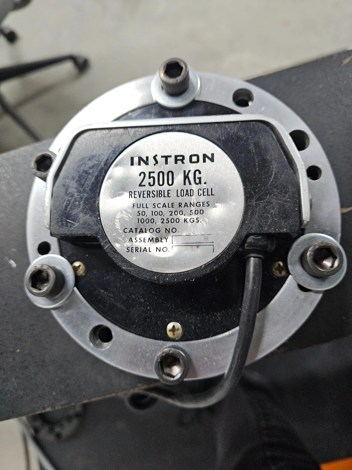 Foto Verwendet INSTRON 4400R Zum Verkauf