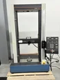 Foto Verwendet INSTRON 4400R Zum Verkauf