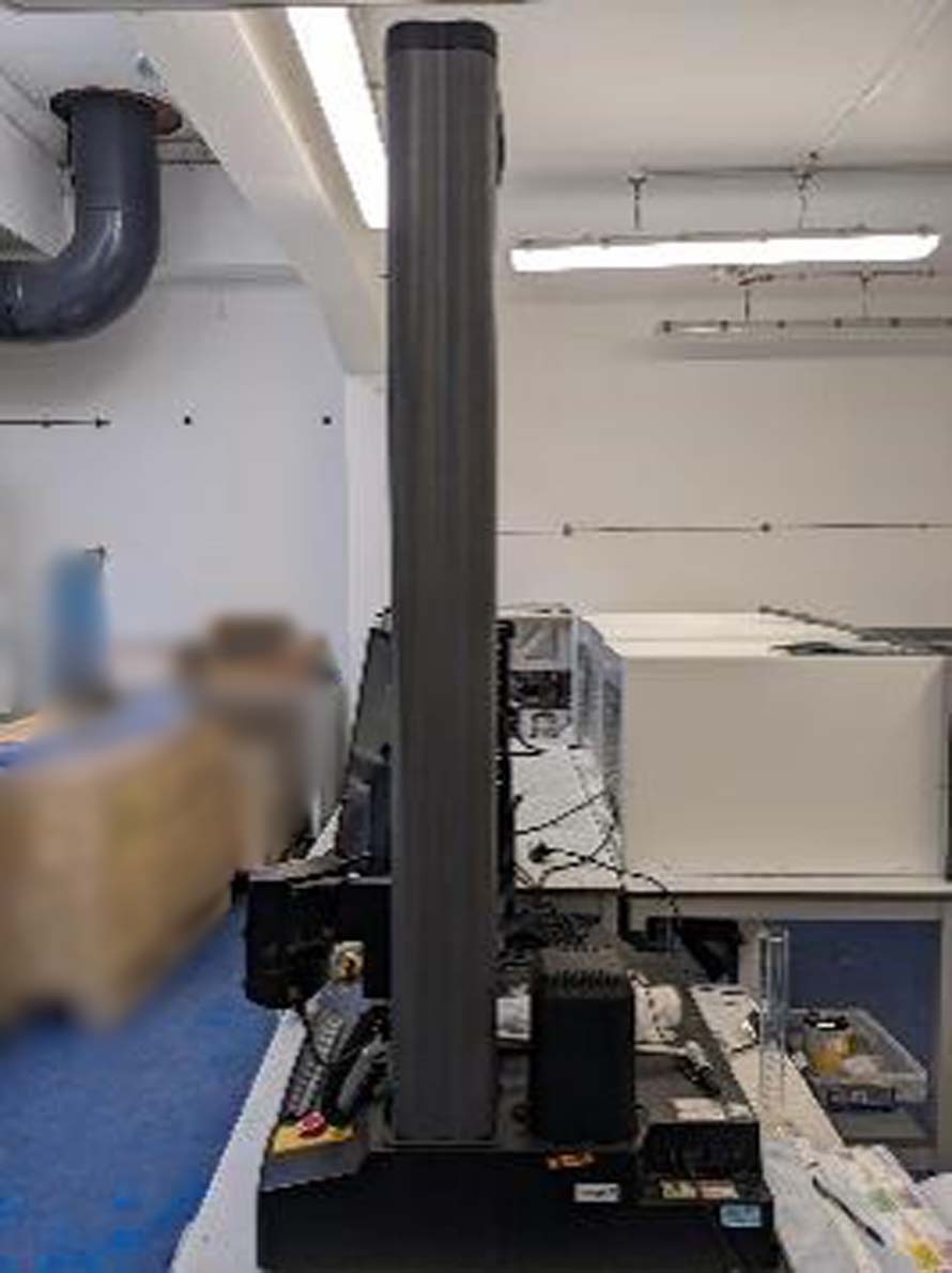 Photo Used INSTRON 5969 For Sale