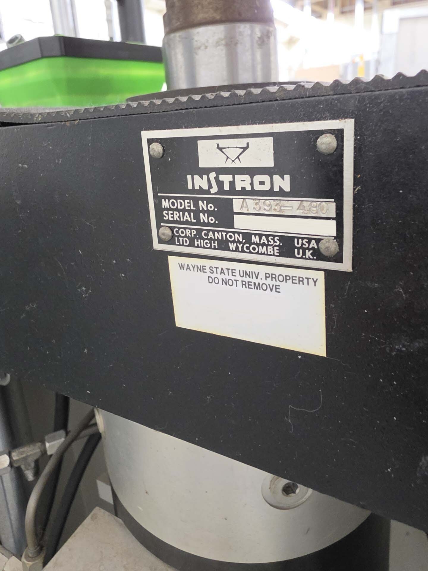 フォト（写真） 使用される INSTRON A393-480 販売のために