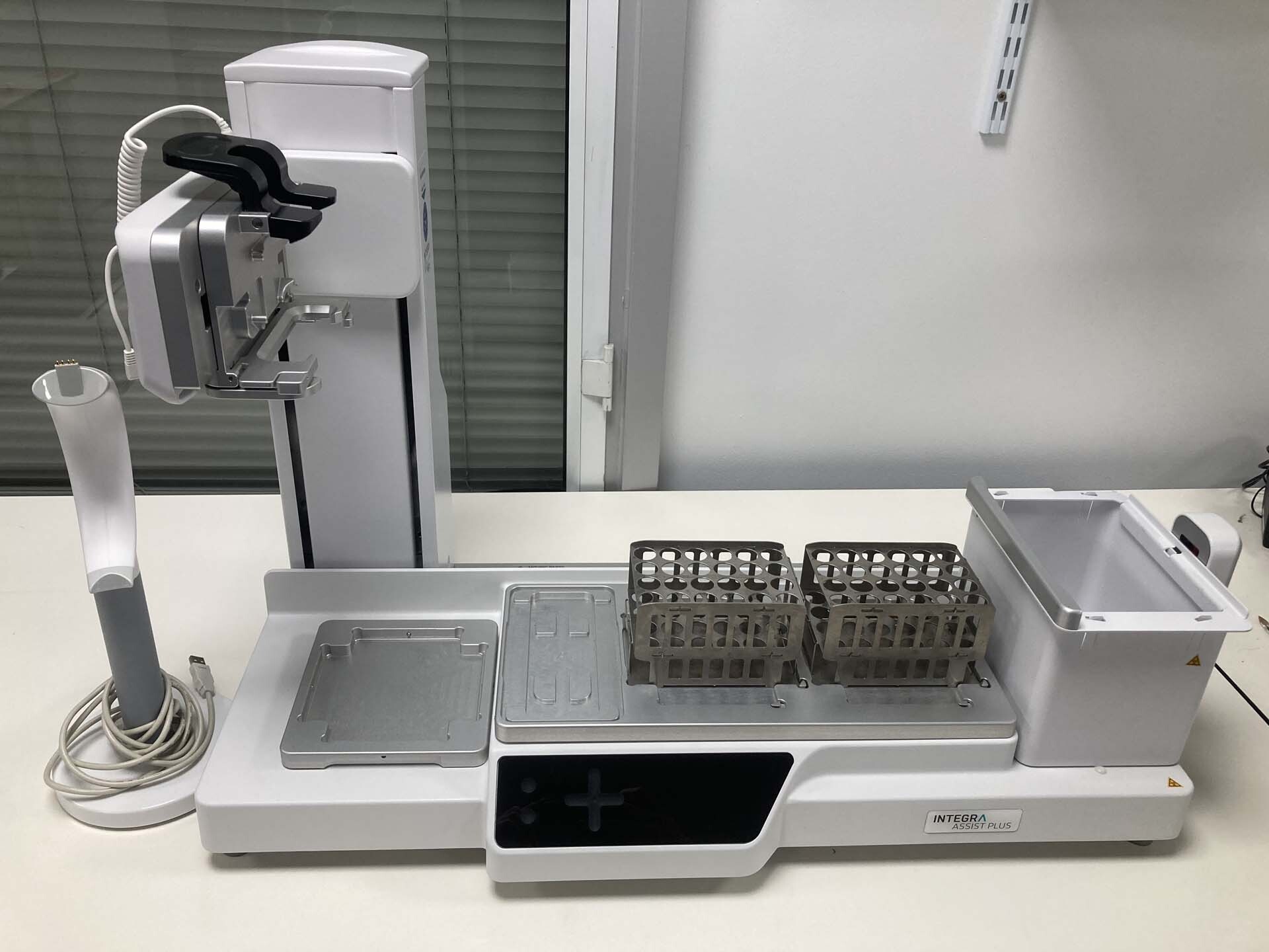 Photo Used INTEGRA BIOSCIENCES Assist Plus For Sale