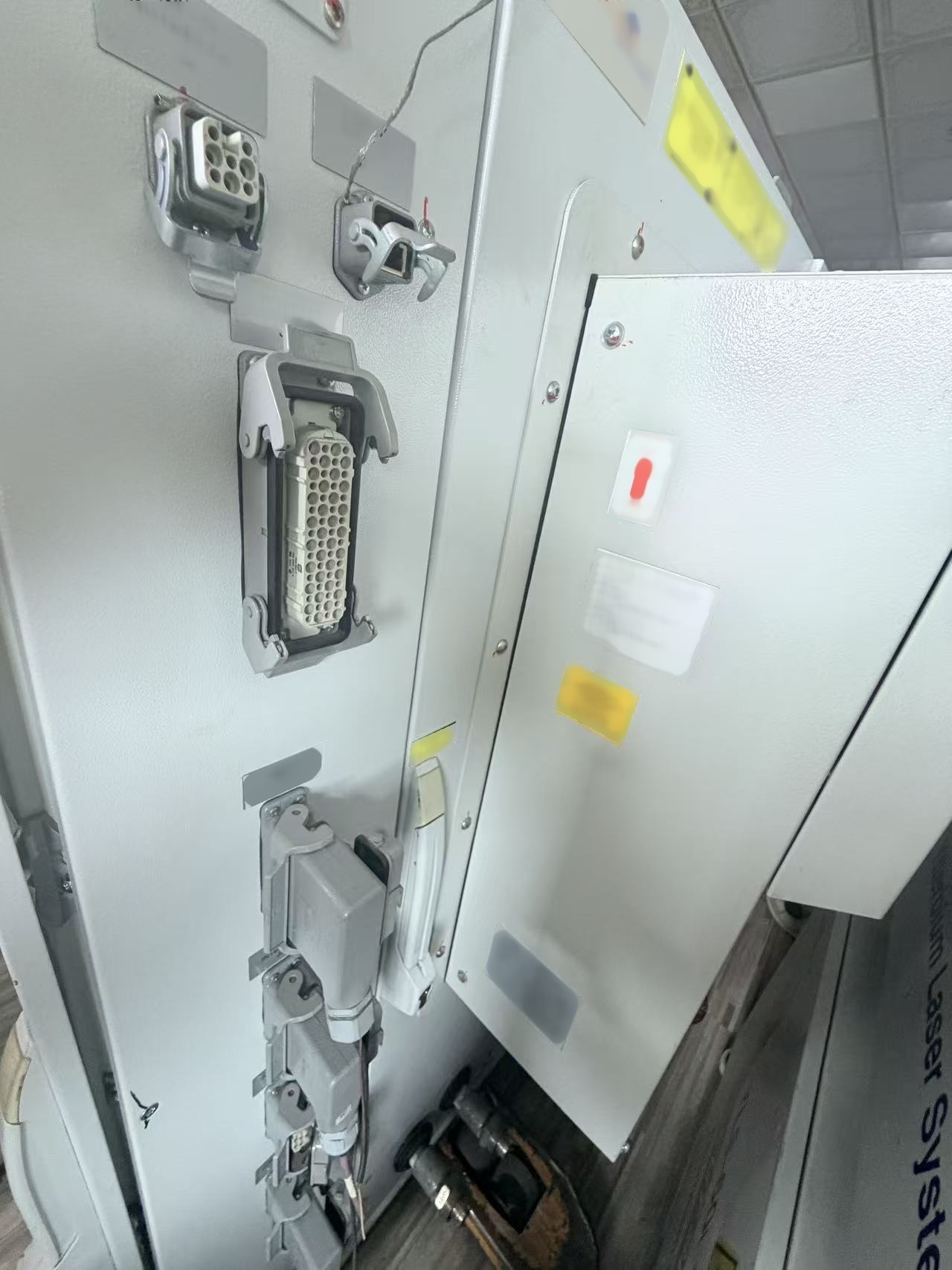 사진 사용됨 IPG PHOTONICS YLS-6000-S2-TR 판매용