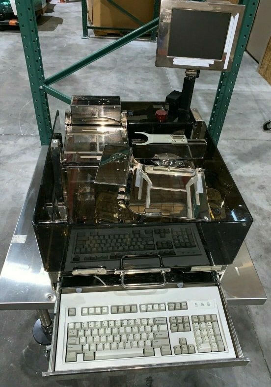 Photo Used IRVINE OPTICAL / BROOKS AUTOMATION Ultrasort 208 For Sale