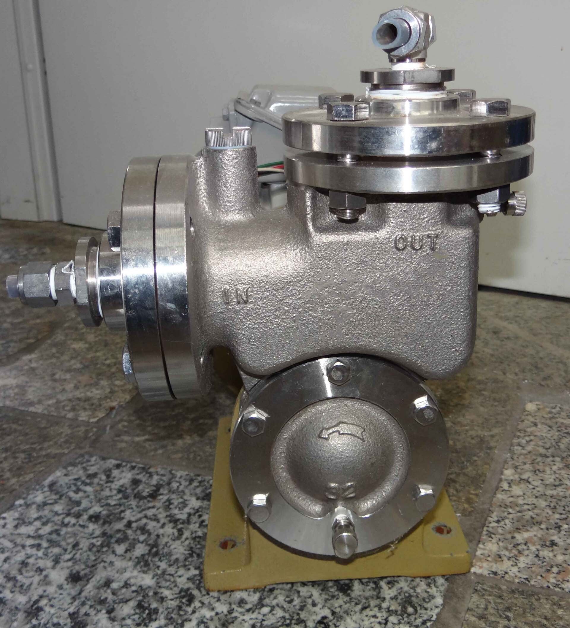 Photo Utilisé IWAKI MDK-32S À vendre