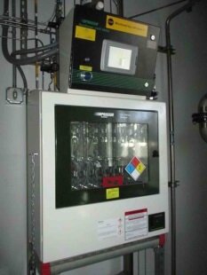 Photo Used Gas Cabinets for sale
