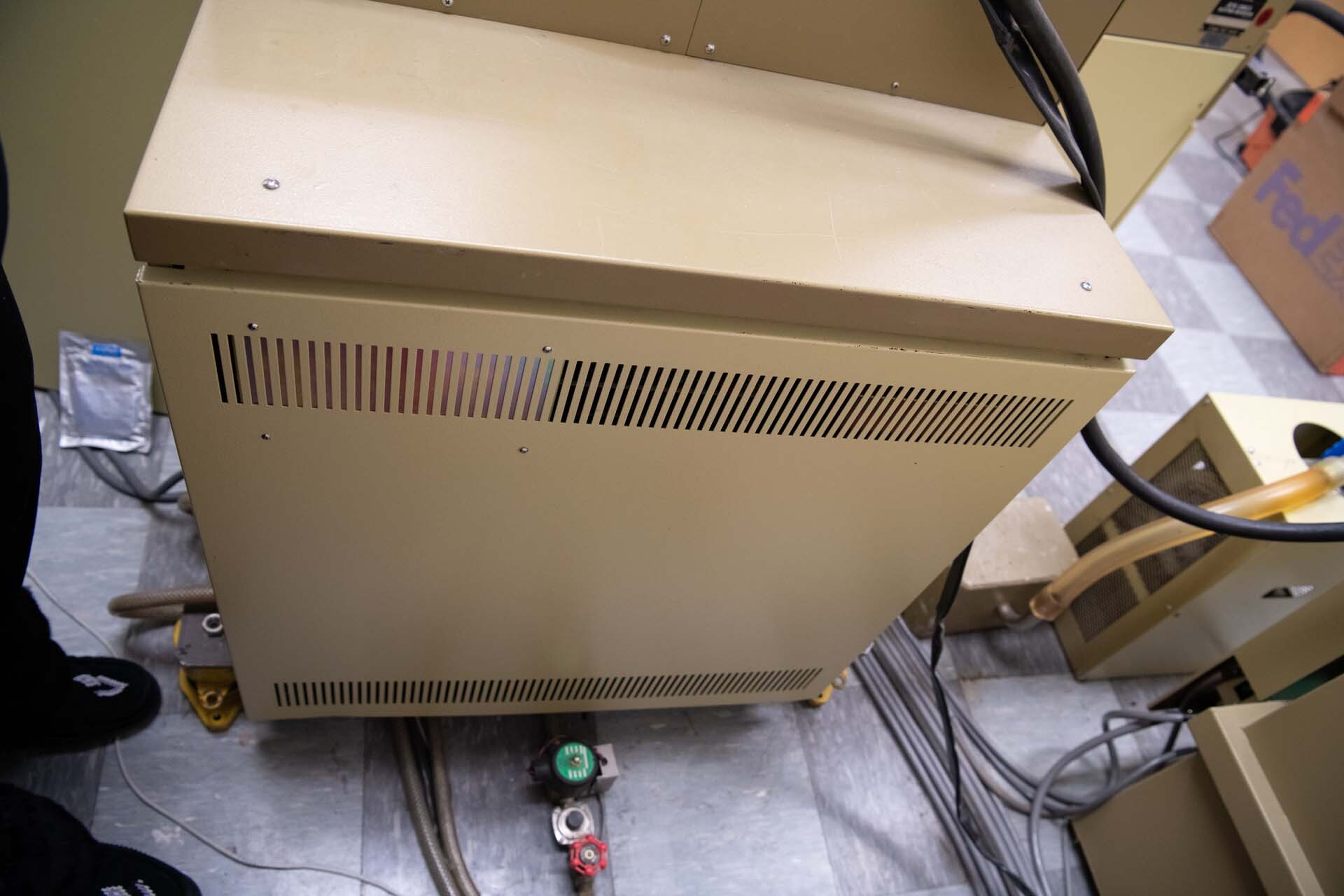 图为 已使用的 JEOL JEM 1200EX 待售