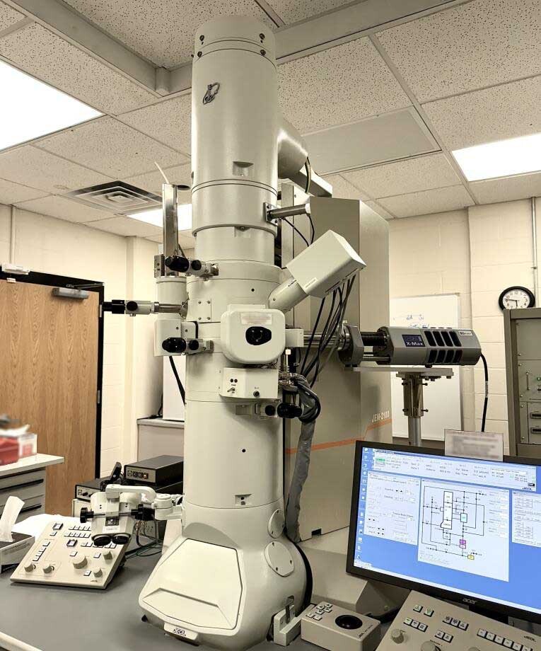 사진 사용됨 JEOL 2100 LaB6 판매용