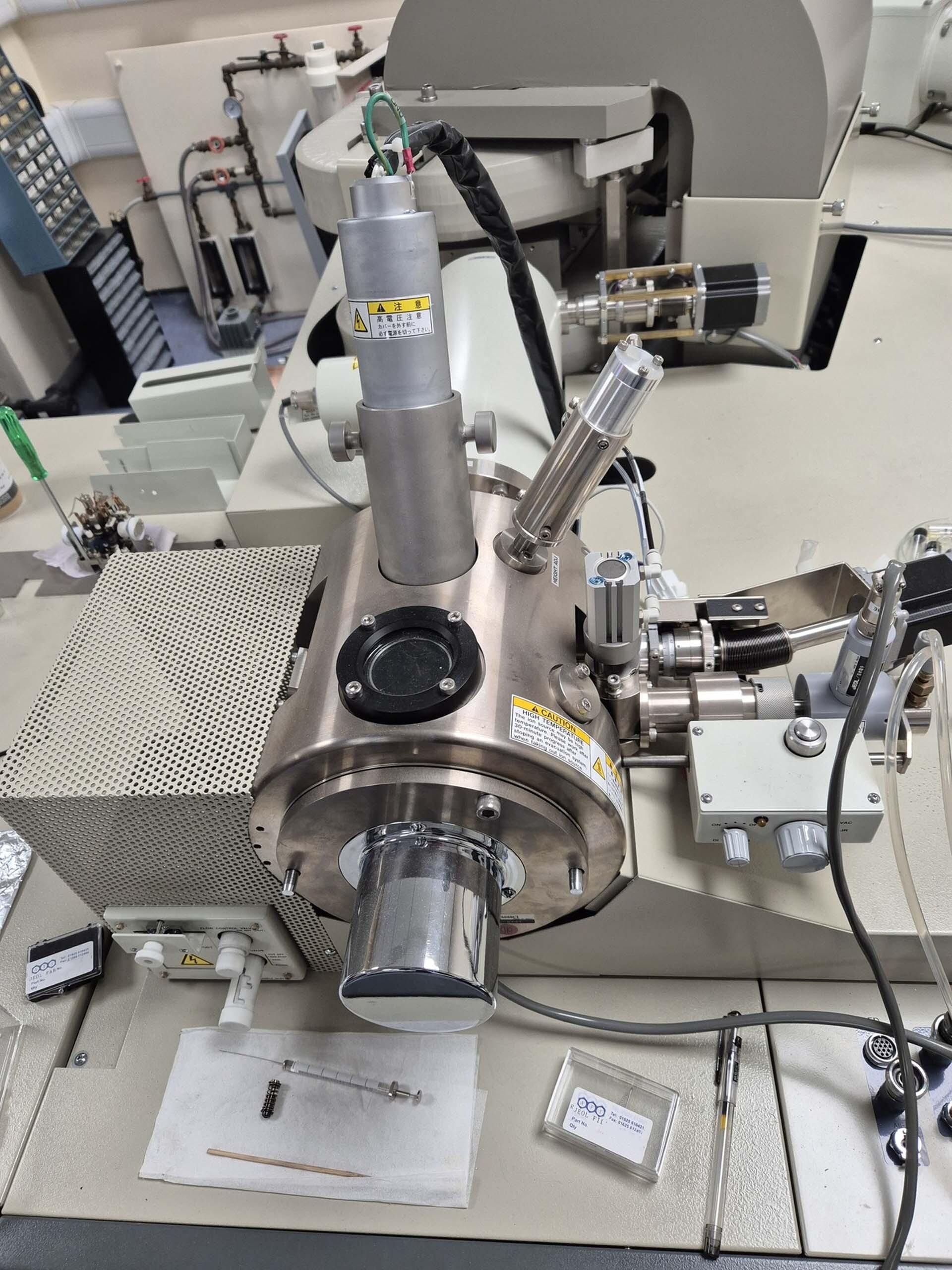 Foto Verwendet JEOL JMS-700 Zum Verkauf