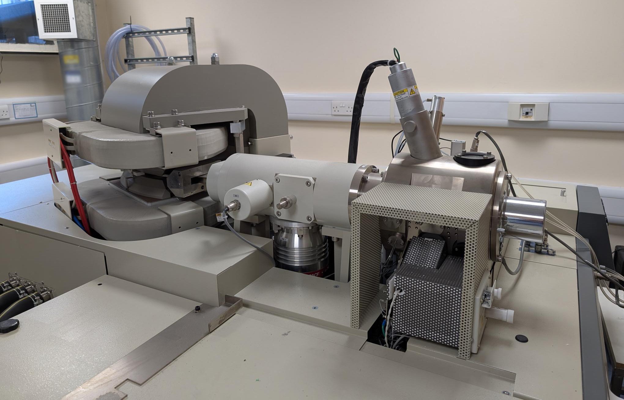 Foto Verwendet JEOL JMS-700 Zum Verkauf