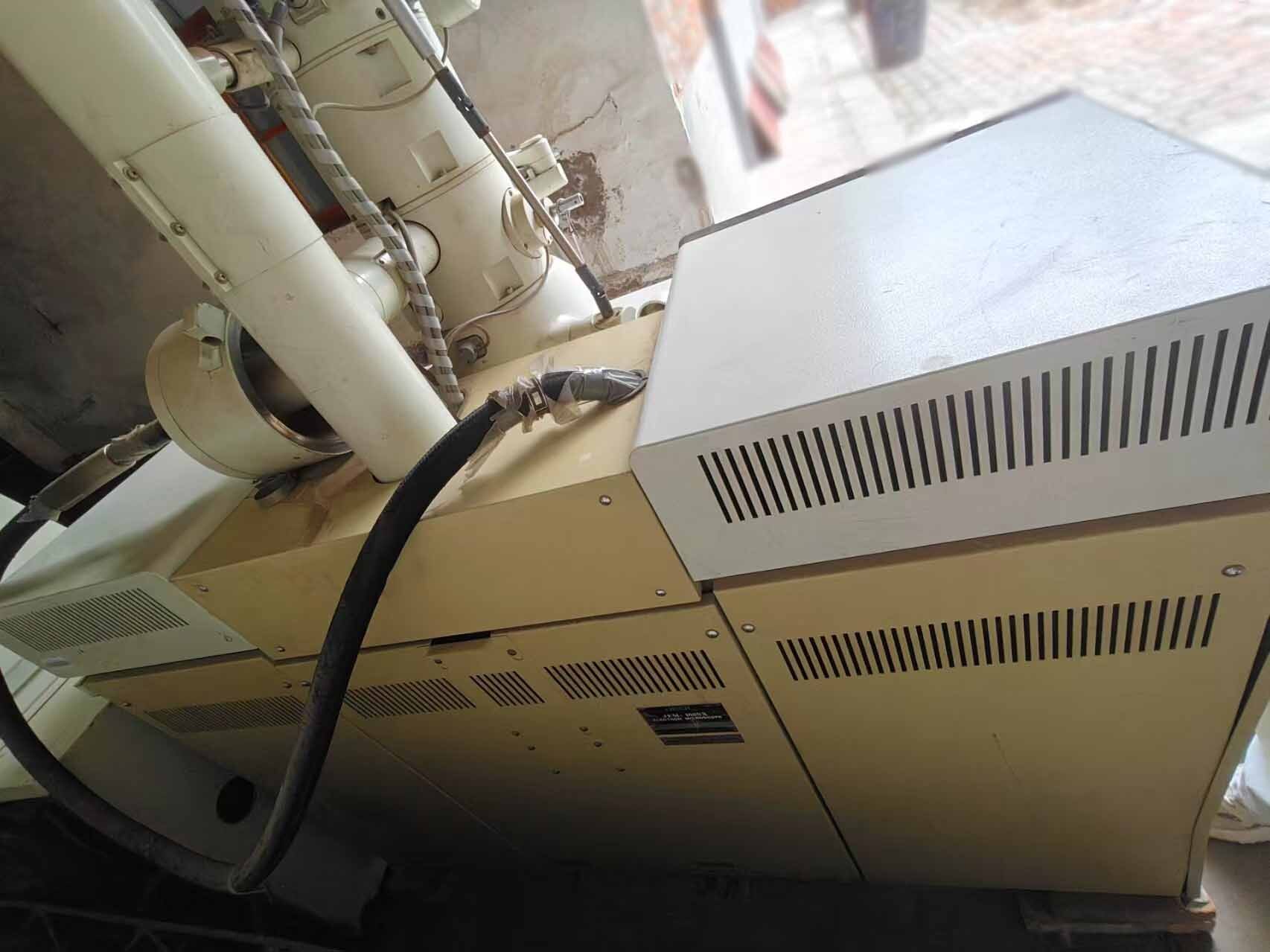 图为 已使用的 JEOL JSM-100SX 待售