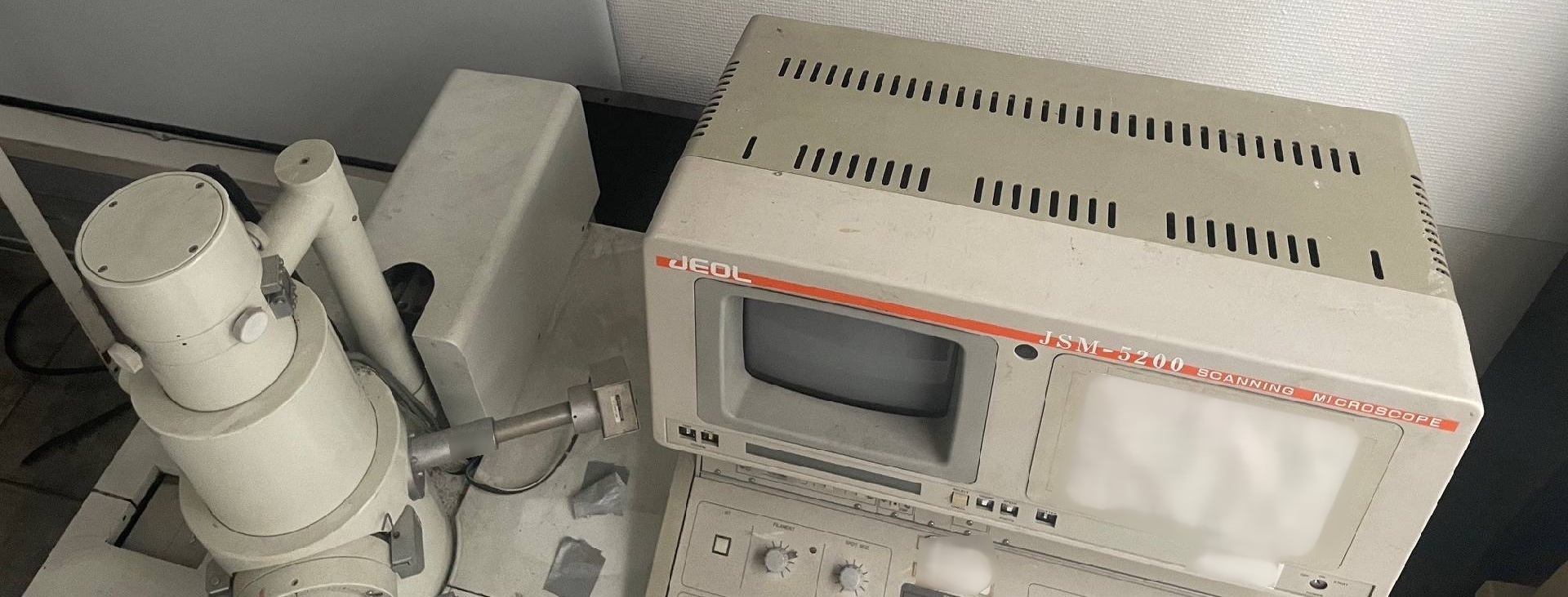 圖為 已使用的 JEOL JSM 5200 待售