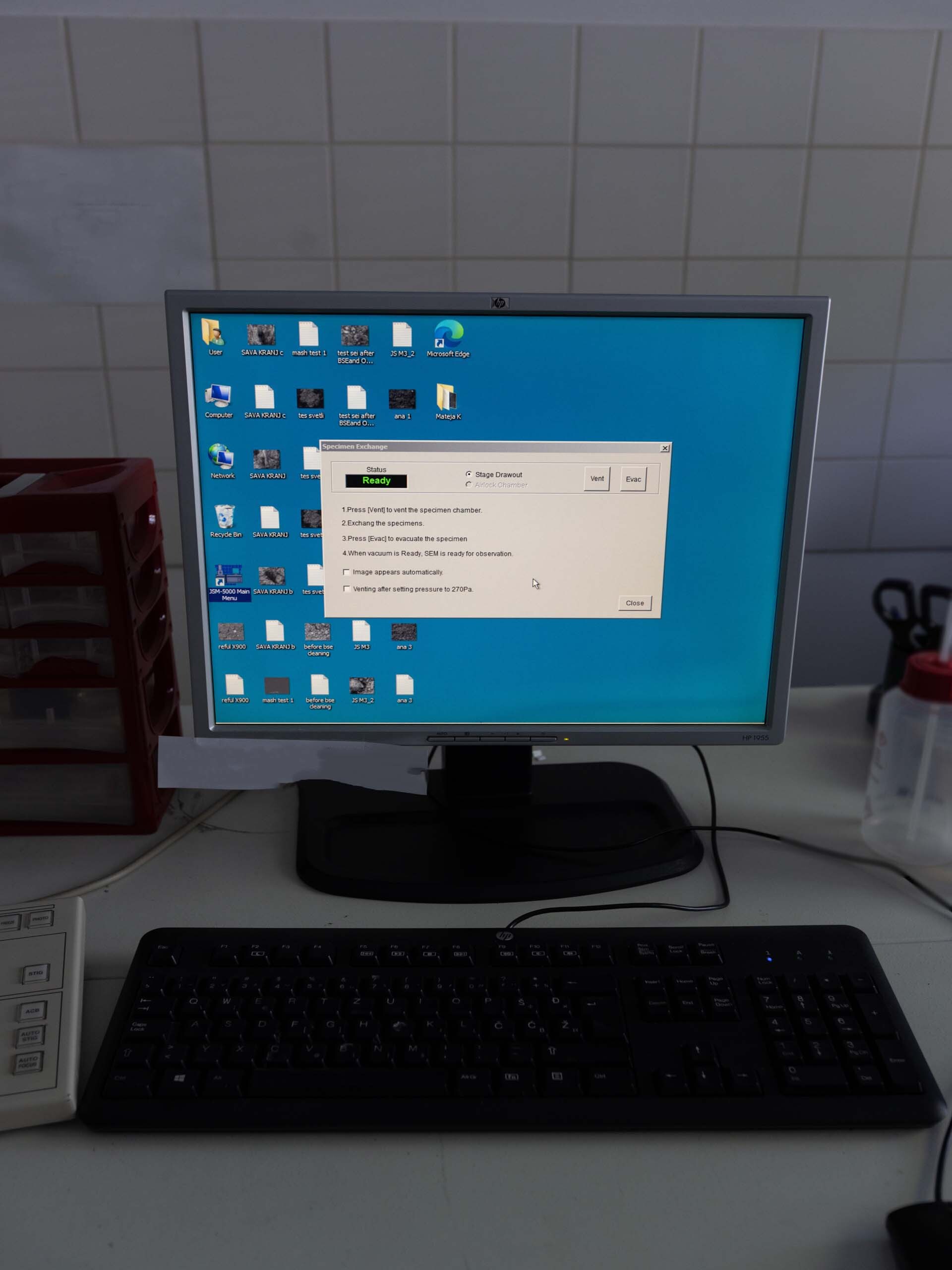 圖為 已使用的 JEOL JSM 5500LV 待售