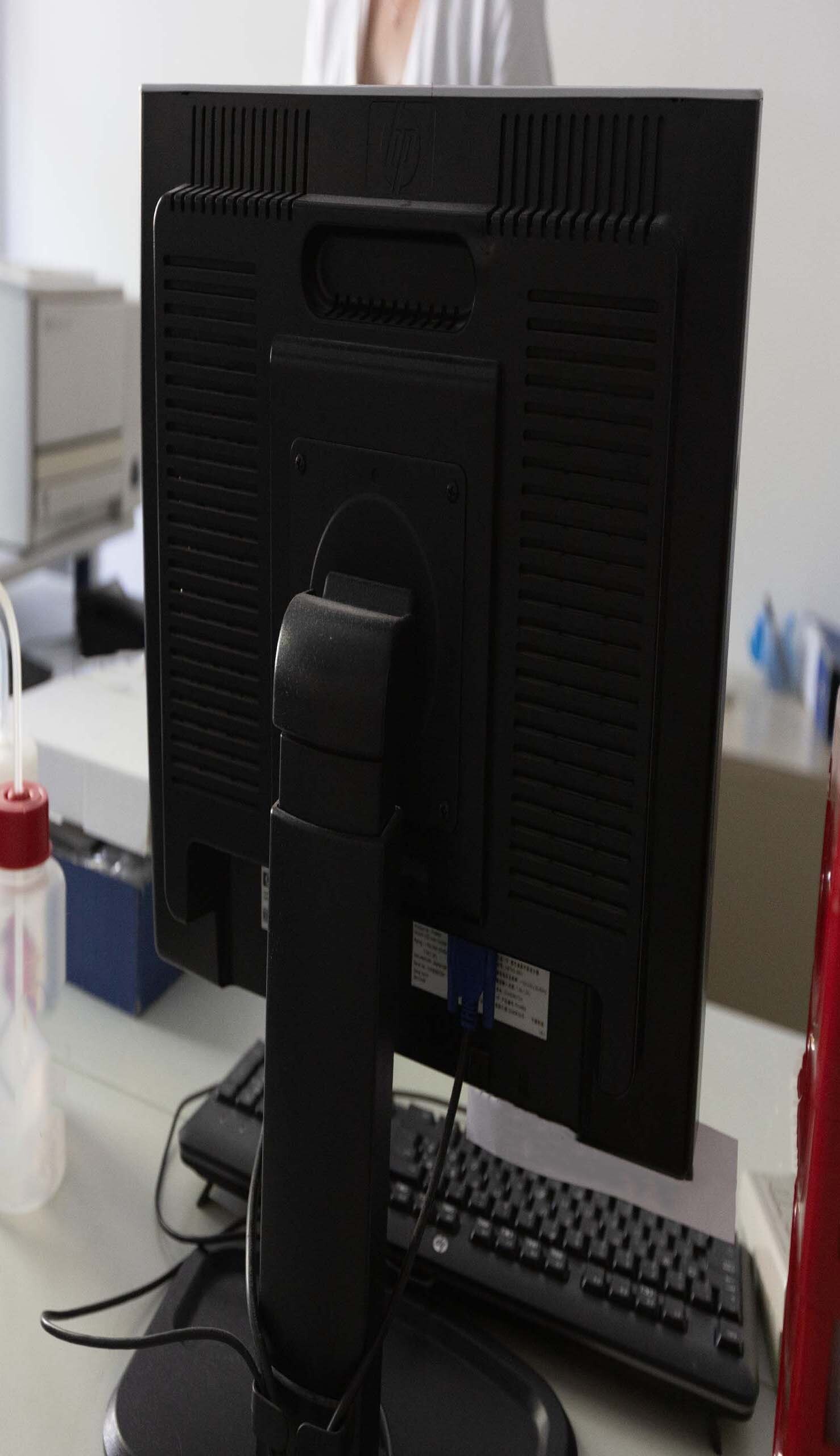 圖為 已使用的 JEOL JSM 5500LV 待售
