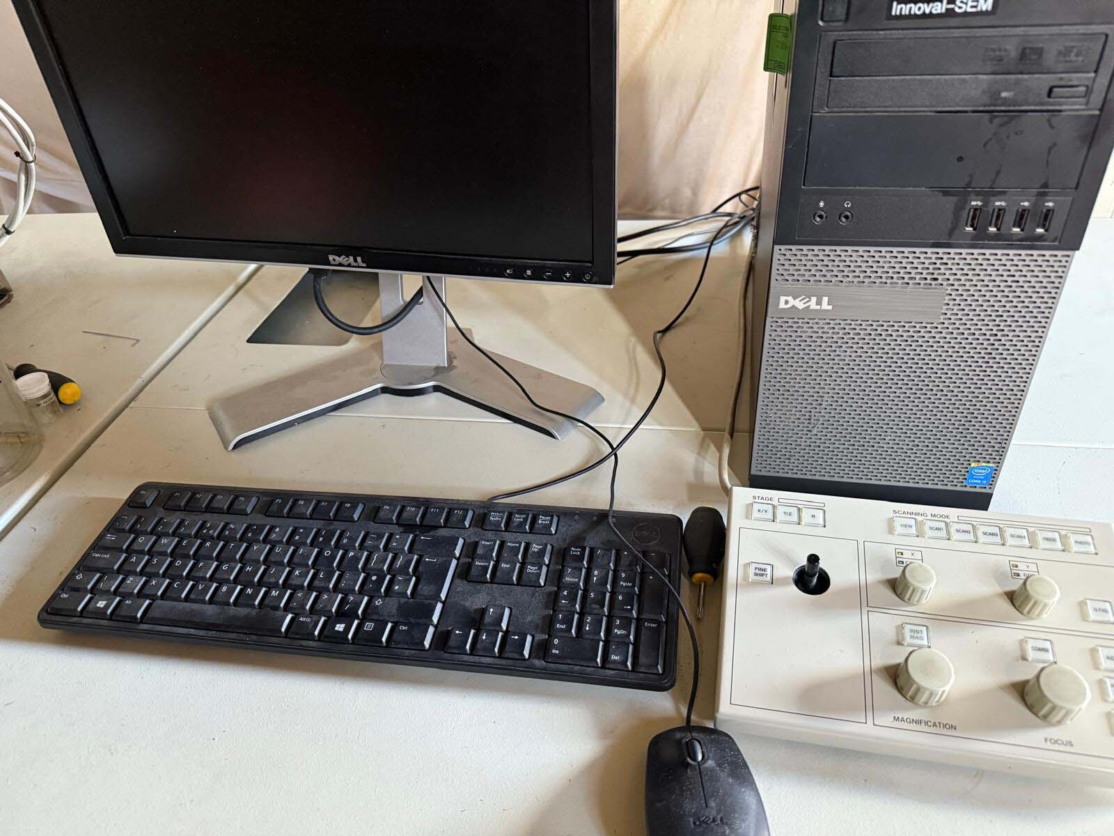Photo Utilisé JEOL JSM 5600LV À vendre