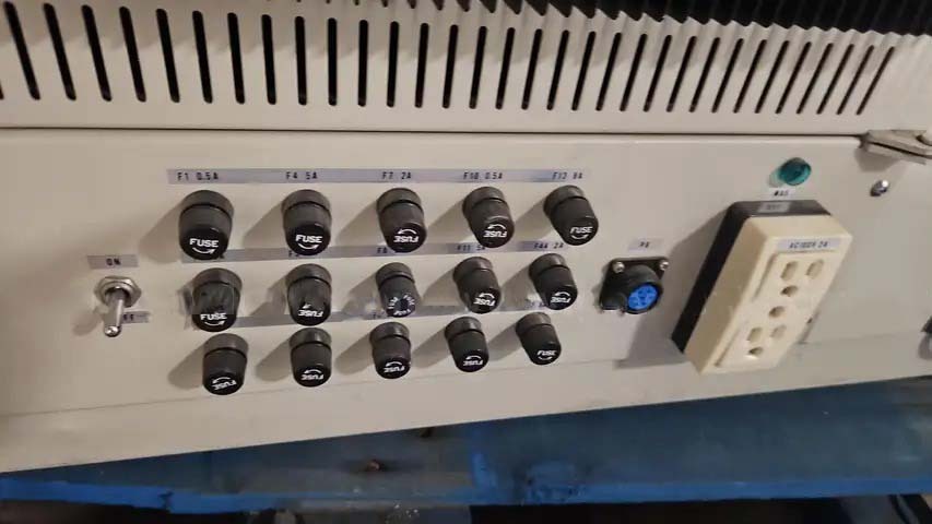 图为 已使用的 JEOL JSM 6100 待售