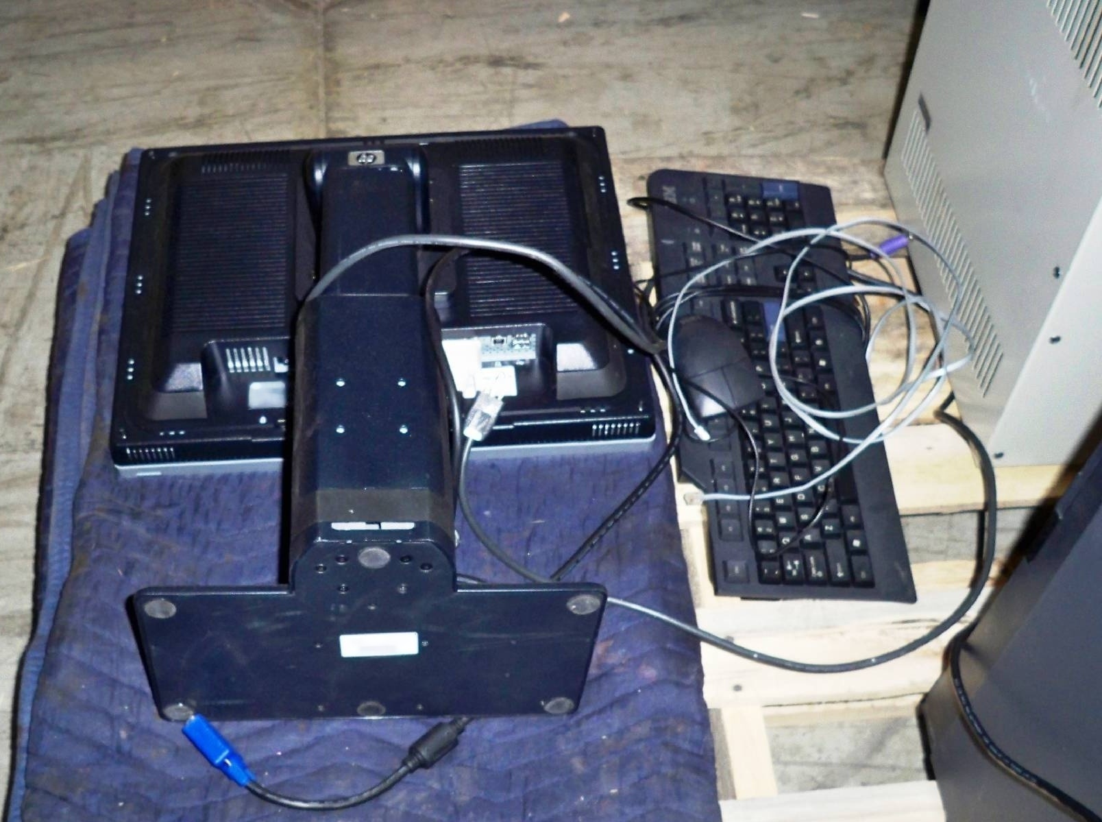 图为 已使用的 JEOL JSM 6100 待售