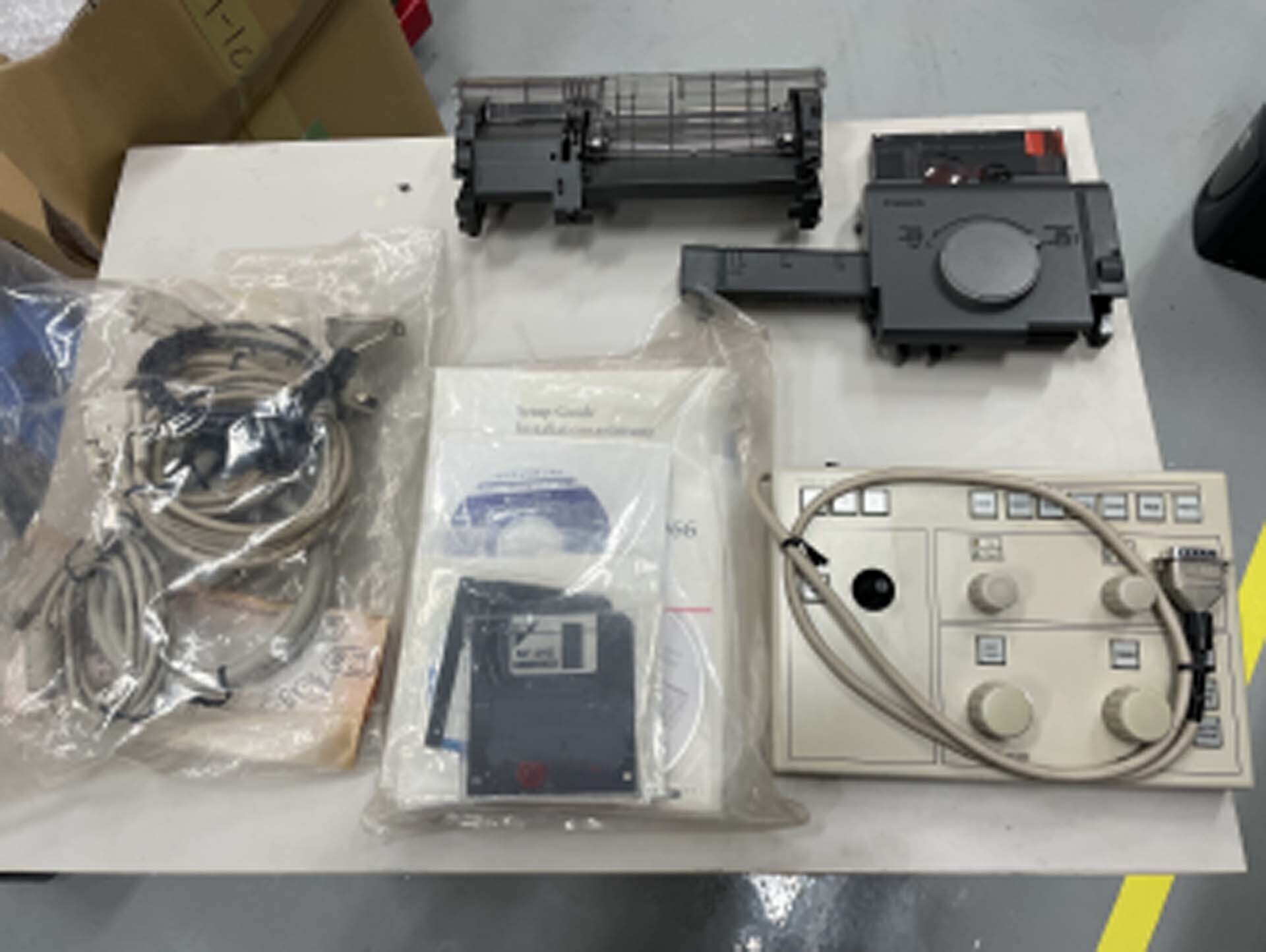 图为 已使用的 JEOL JSM 6360LV 待售