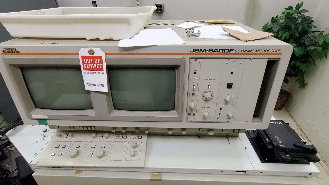 Photo Used JEOL JSM 6400F For Sale