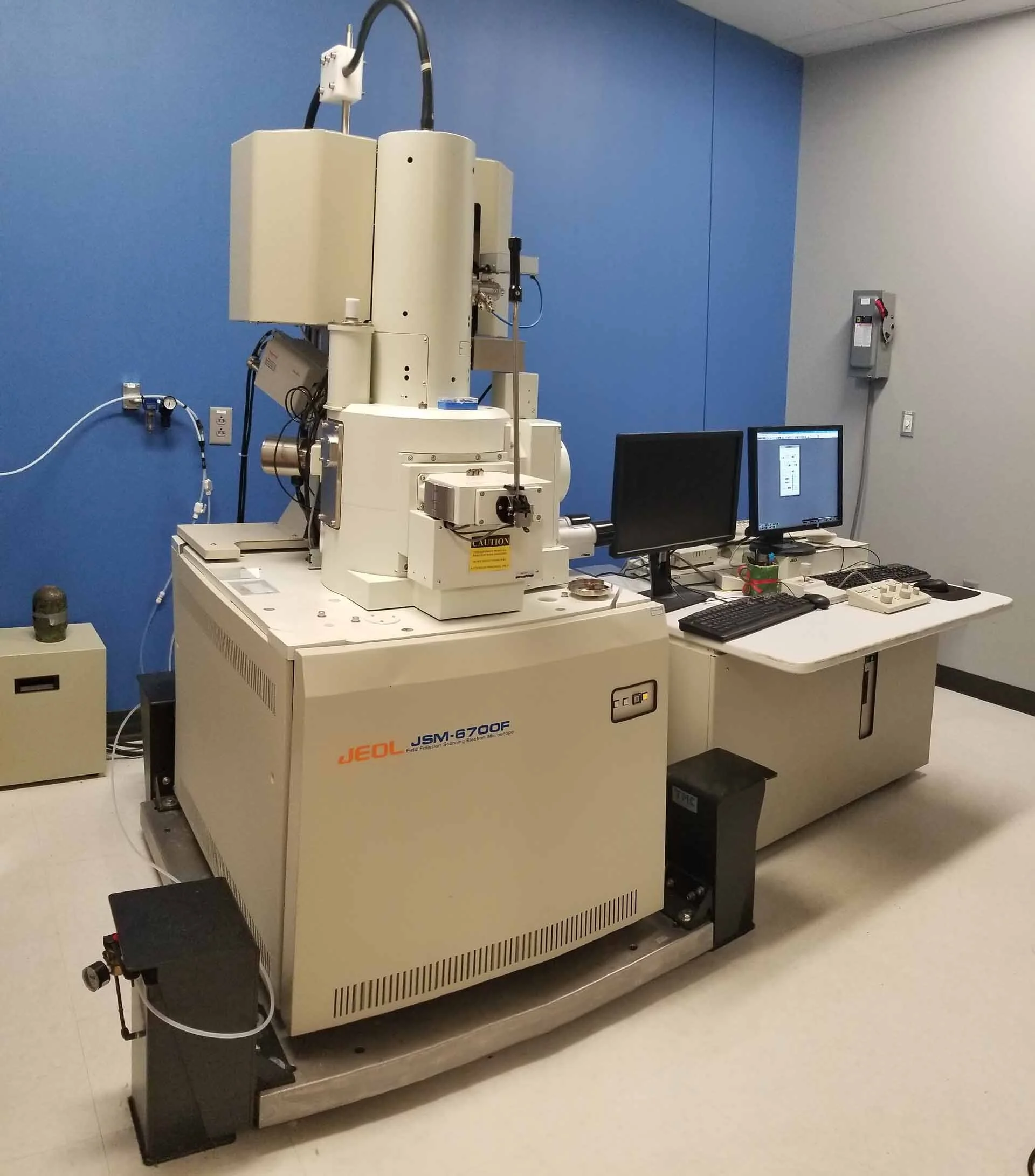 JEOL JSM 6700F SEM used for sale price #9365796, 2000 > buy