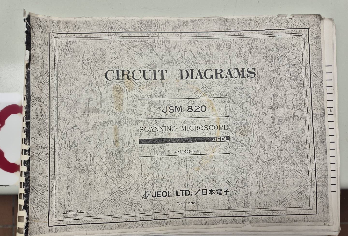 Photo Used JEOL JSM 820 For Sale