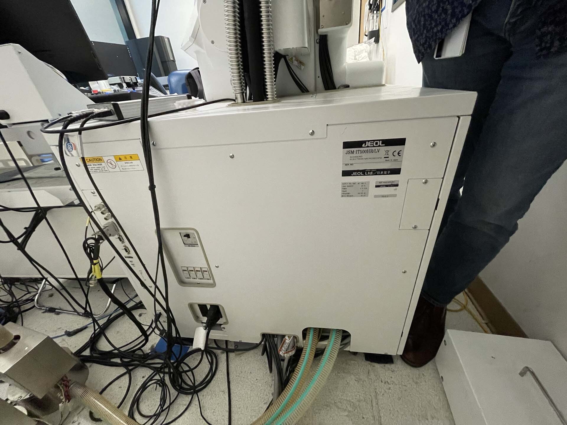 Photo Utilisé JEOL JSM IT500 HR À vendre