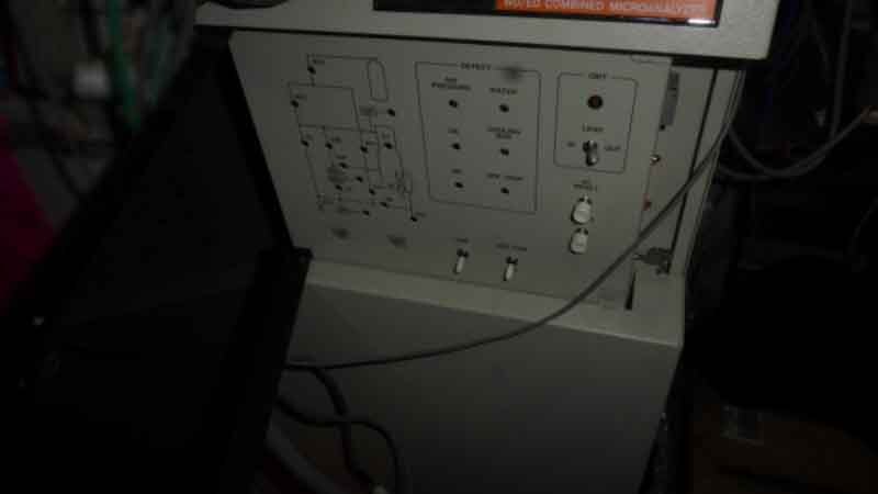 Foto Verwendet JEOL JXA 8200 Zum Verkauf
