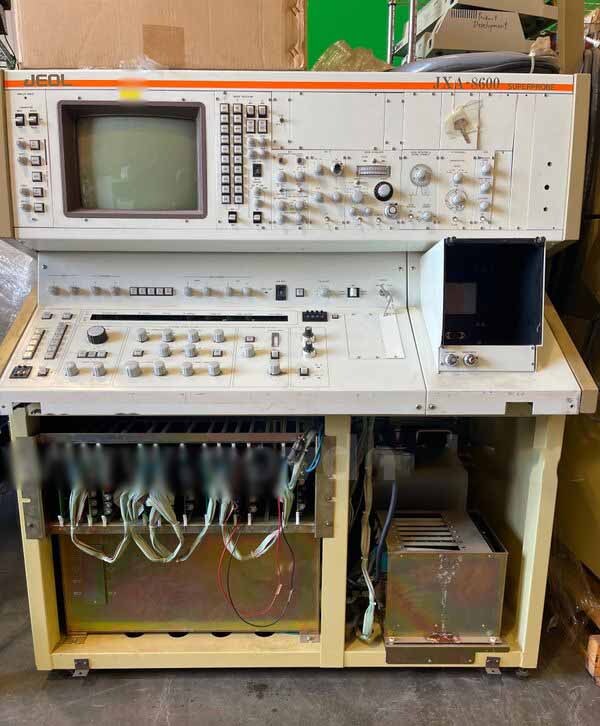 图为 已使用的 JEOL JXA 8600 Superprobe 待售
