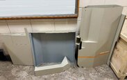 Photo Used JEOL Lot of parts for 2100 For Sale