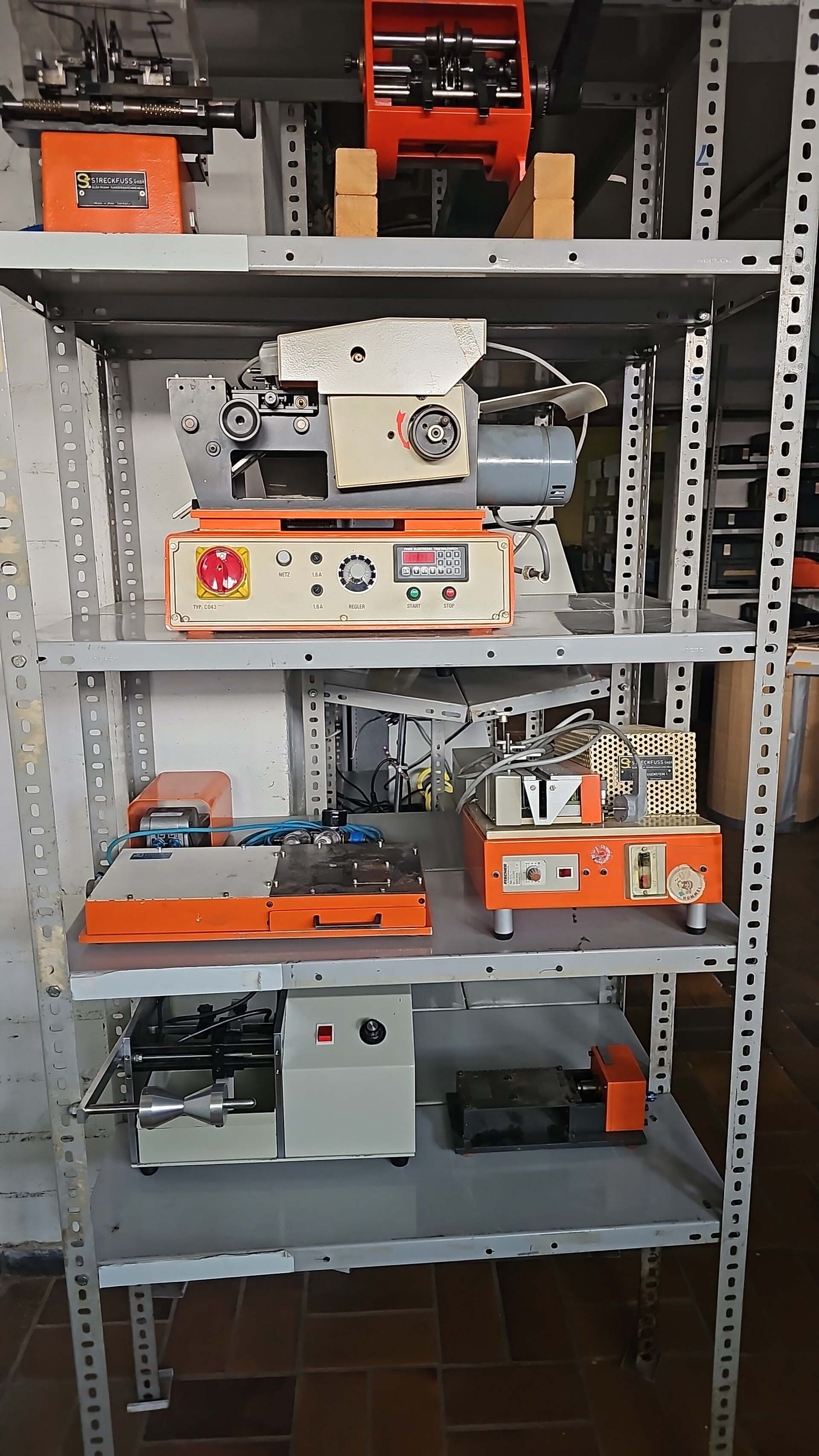 图为 已使用的 JF TECH Lot of THT Processing system 待售