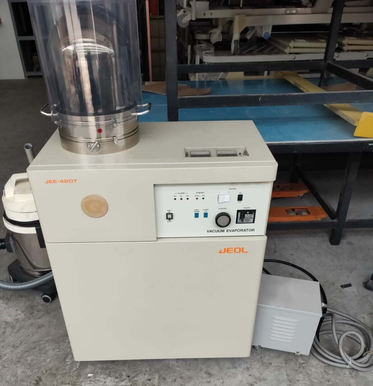 Photo Used JEOL JEE-420T For Sale