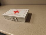 JOHNSON & JOHNSON Metal First Aid Box