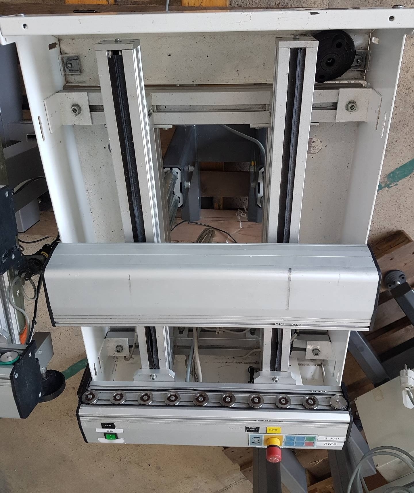 Photo Utilisé JOT J204 À vendre
