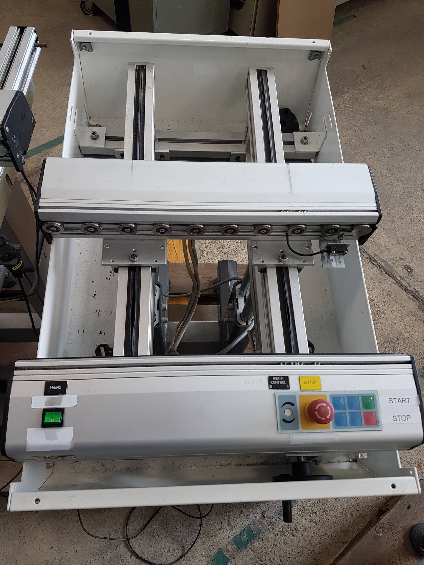 Photo Utilisé JOT J204 À vendre
