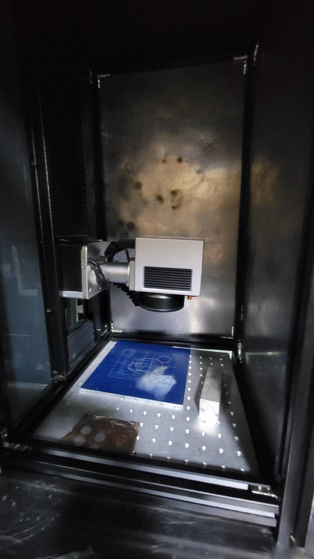 图为 已使用的 JPT Fiber laser system 待售
