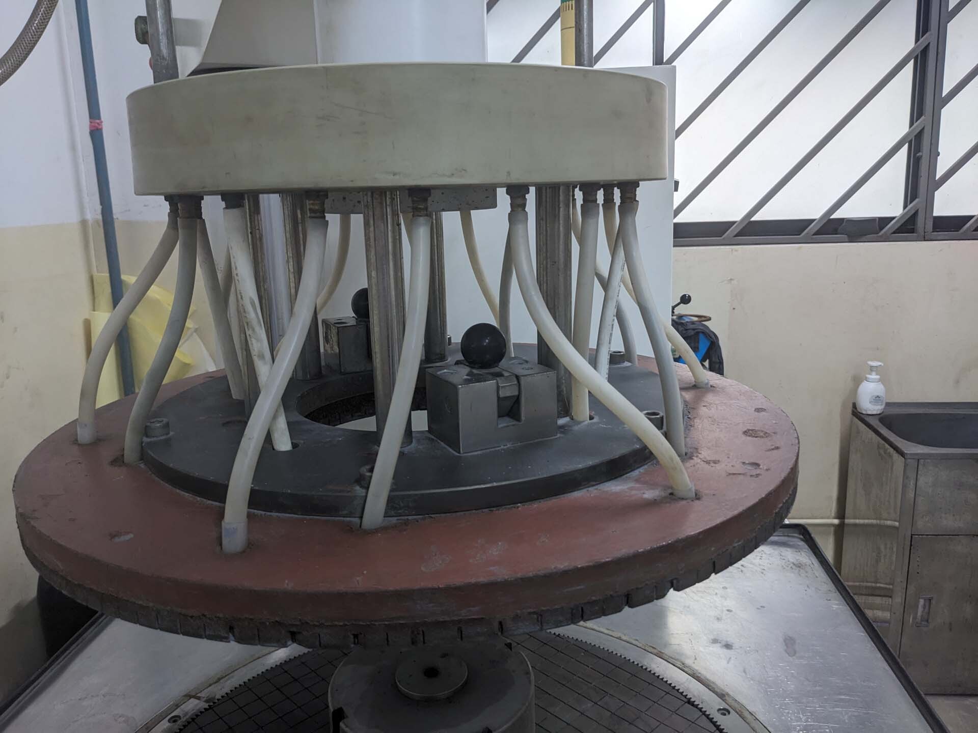 Photo Used KAO-YU PRECISION MACHINERY KYL-9B-5L For Sale