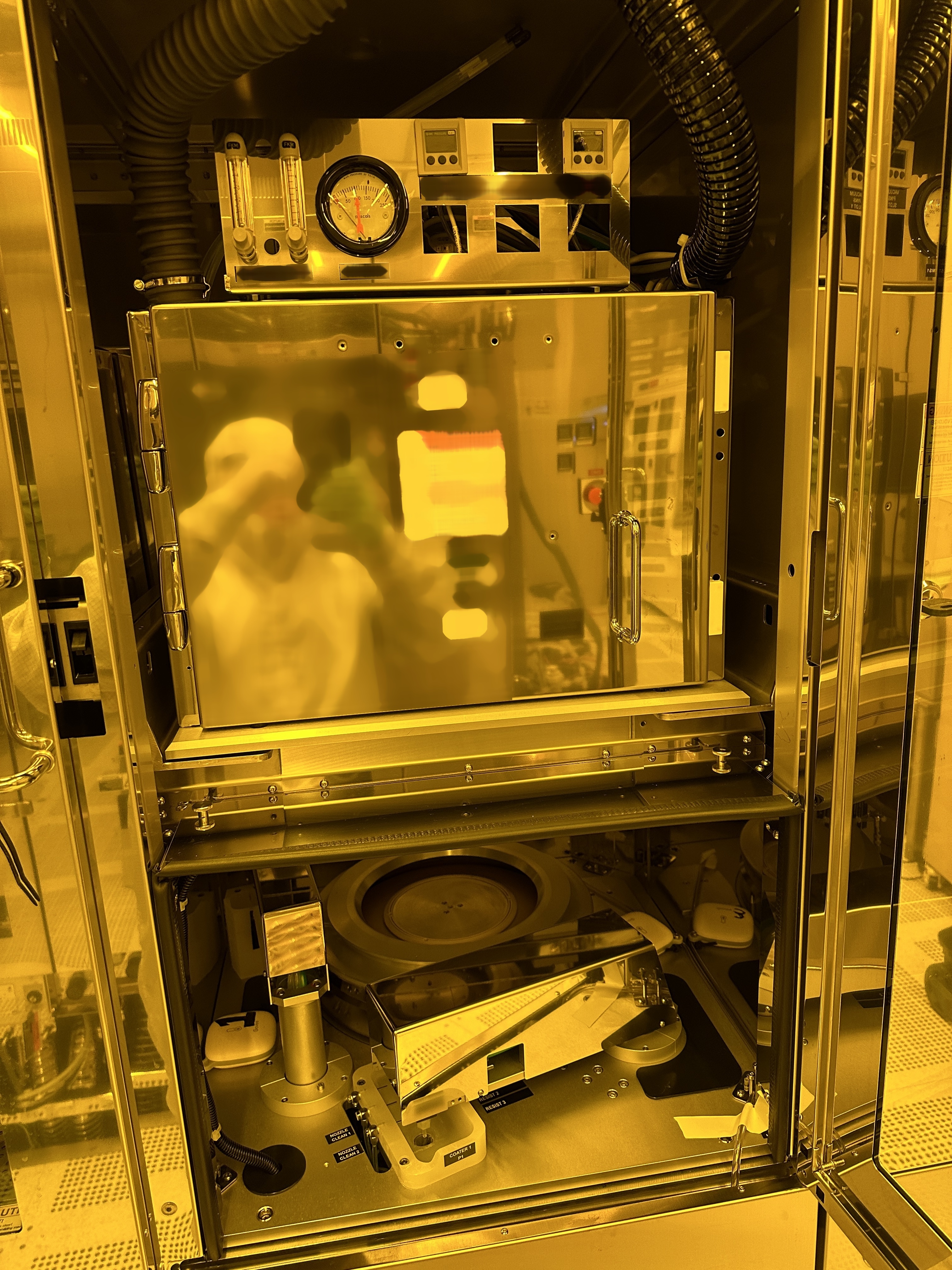 Photo Used KARL SUSS / MICROTEC ACS 200 Gen3 For Sale