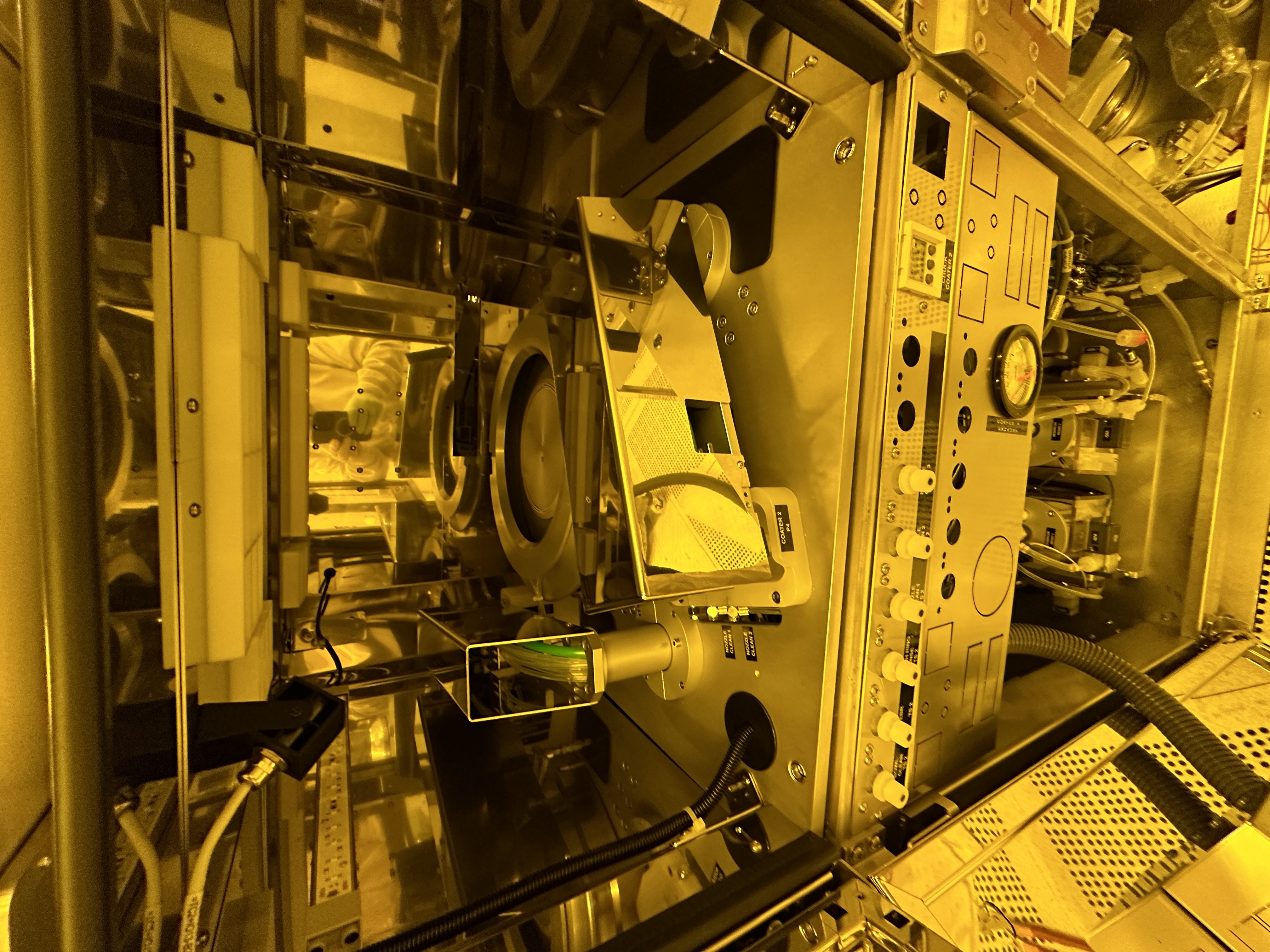 Photo Used KARL SUSS / MICROTEC ACS 200 Gen3 For Sale